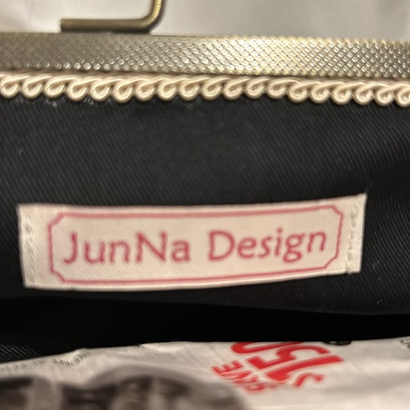 Gold Evening bag made from recycled kimono - Picture 5 of 6